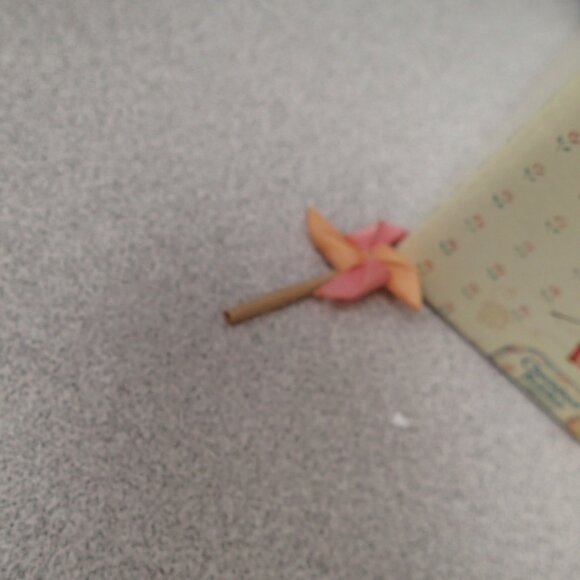 Cherished Teddies Pat Falling For You Girl in Barrel with Pinwheel - Picture 2 of 8